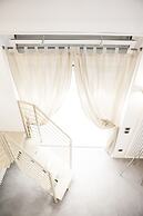 Alessia's Flat - Mac Mahon