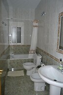 Casas María Carmona
