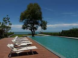 Baan Thew Talay Blue Sapphire