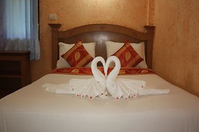 Lanta Nature Beach Resort