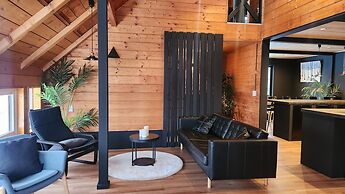 Hooting Owl Lodge