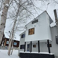 Hooting Owl Lodge