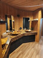 Hooting Owl Lodge