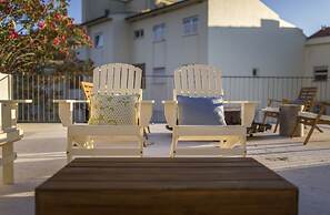 Somewhere Estoril Guesthouse