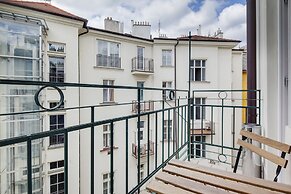 Selinor Old Town Apartments