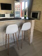 Bastien Studio near Airport
