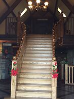 The Lanterns Hotel