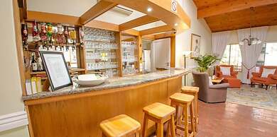 Avalone Guest House
