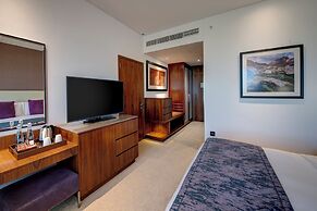 Crowne Plaza Muscat OCEC by IHG