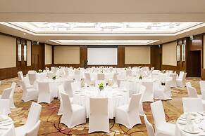 Crowne Plaza Muscat OCEC by IHG