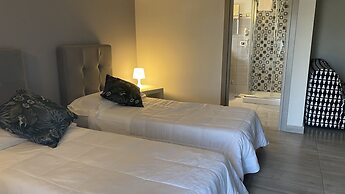 Victoria Hotel