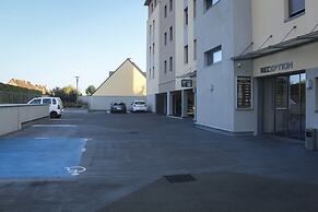 H24 HOTEL Le Mans