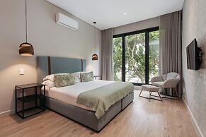 The Tree House Boutique Hotel