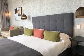 The Tree House Boutique Hotel