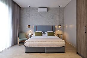 The Tree House Boutique Hotel