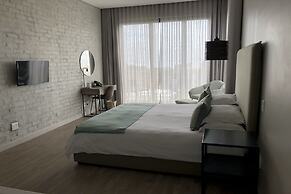 The Tree House Boutique Hotel