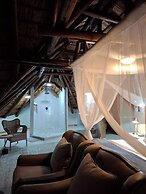 Kruger Riverside Lodge