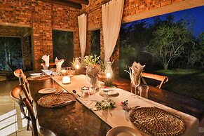 Kruger Riverside Lodge