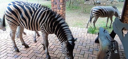 Kruger Riverside Lodge