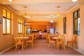 Alma Hotel