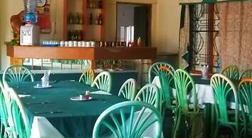 White Star Hotel