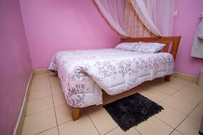 Winstonia Hotel
