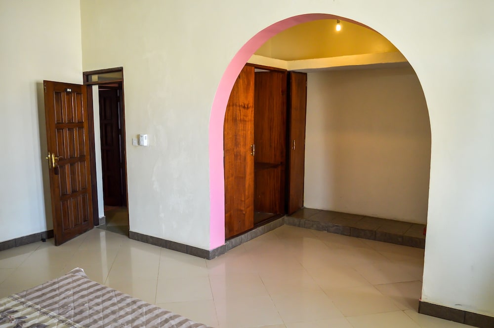 Platinum Hotel