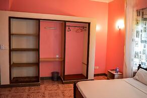 Platinum Hotel