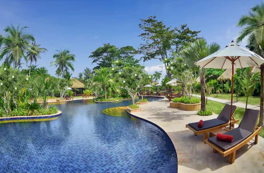 Mali Resort Sunrise Beach