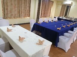 Crystal Suites and Apartments