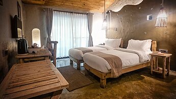 Barahi Jungle Lodge