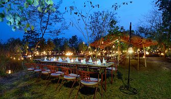 Barahi Jungle Lodge