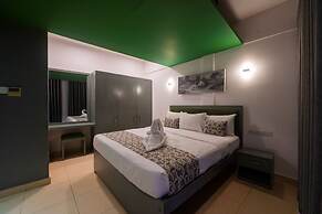 Thilhara Colombo