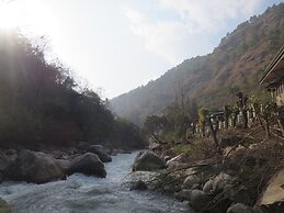 Damchen Resort