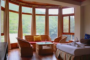 Damchen Resort