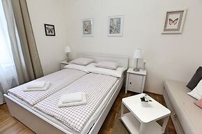 Angel City Apartments