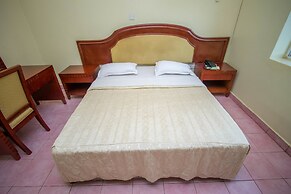 Emerald Hotel