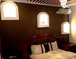 Emerald Hotel