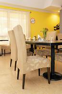 Eseriani The Hotel