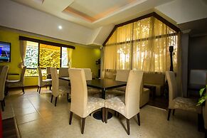 Eseriani The Hotel