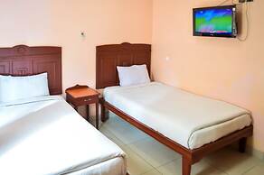 Global Palace Hotel