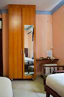 Global Palace Hotel