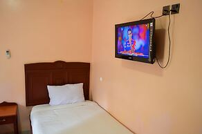 Global Palace Hotel