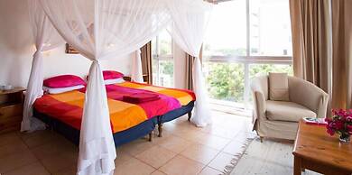 Q-Bar & Guest House