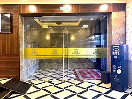 Corona Hotel