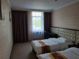 Corona Hotel
