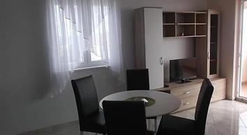 Apartments Rakuljic