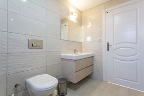 EV Apartments