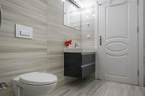 EV Apartments