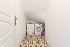 EV Apartments